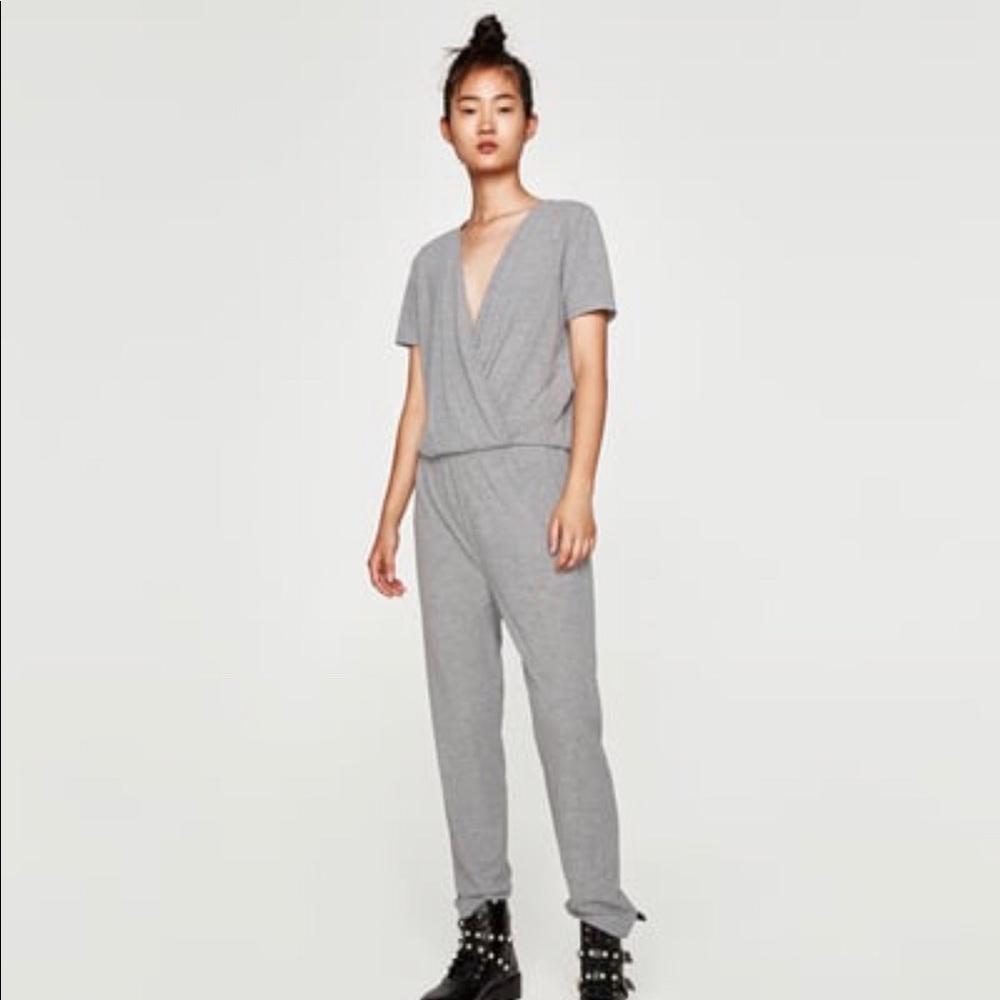 Loose-fitting crossover jumpsuit